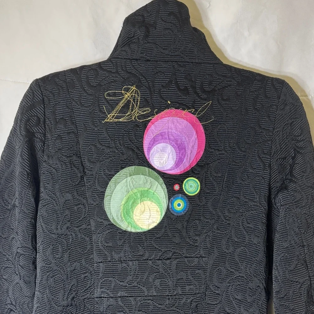 Desigual Black Textured Button Front‎ Coat Size 42 Colorful Circle Embellish